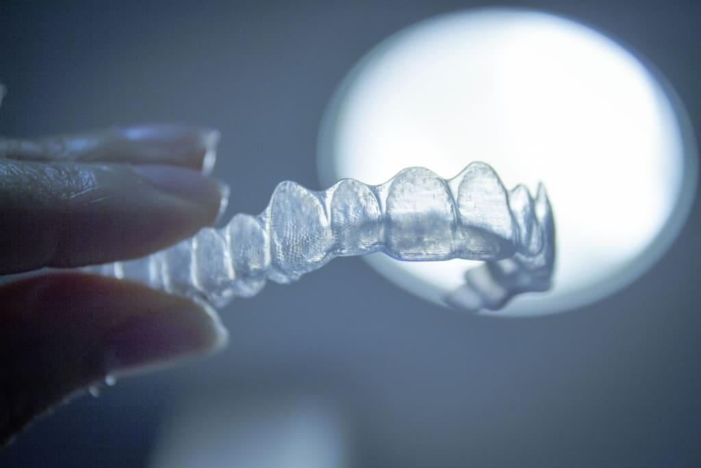 The Definitive Guide to Invisalign by an Orthodontist